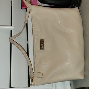 Bebe cream shoulder bag